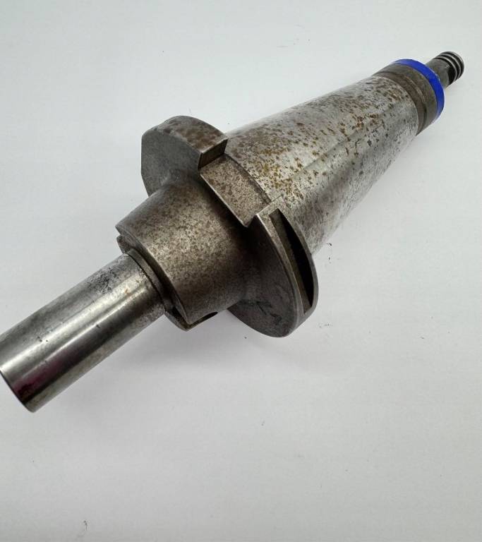 Trzpień frezarski BT 50/13