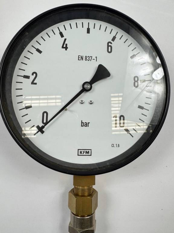 Manometr G1/2 0-10 bar stal