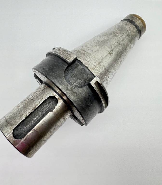 Trzpień frezarski BT 50/25
