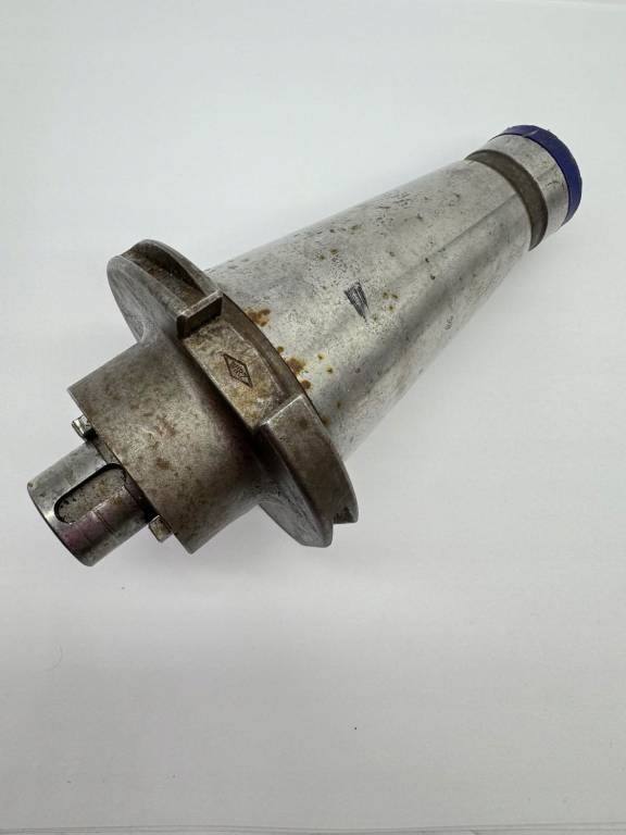 Trzpień frezarski BT 50/27