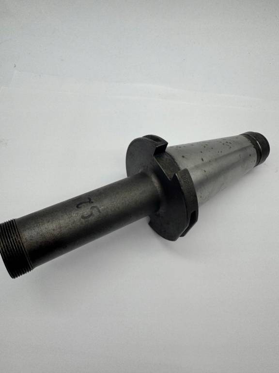 Trzpień frezarski BT 50/28