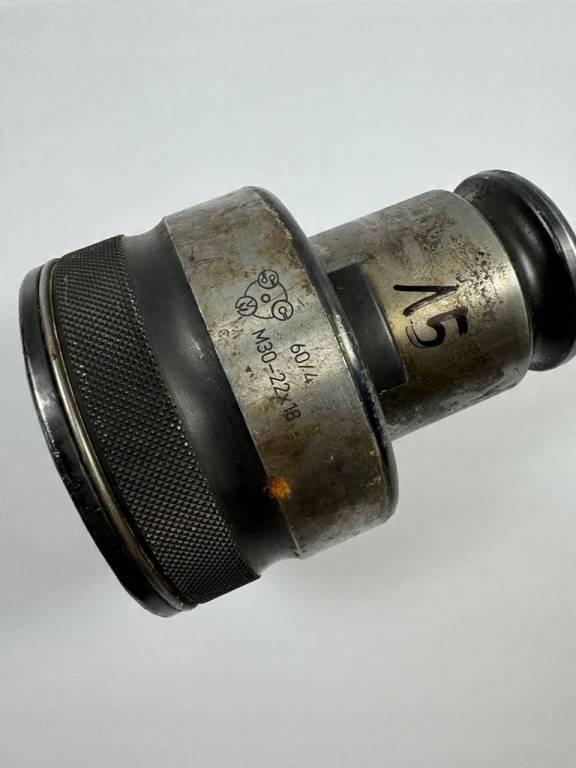 Tulejka do gwintowania ze sprzęgłem 60/4 M30-22x18