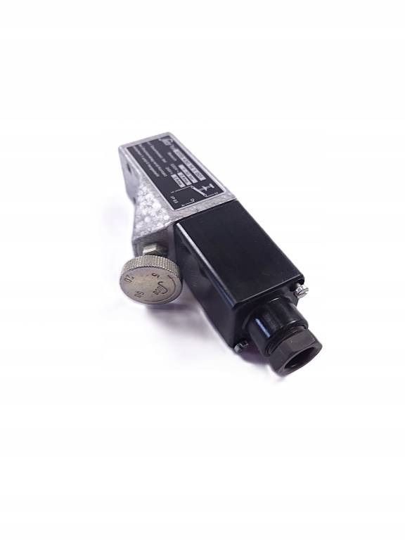 Wyłącznik ciśnieniowy 5-50 bar NC/NO G 1/4" Suco