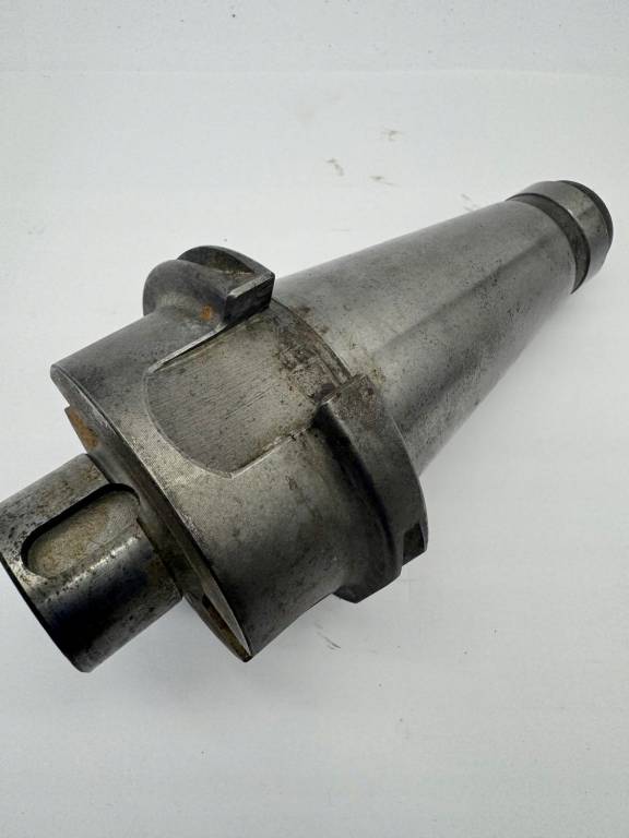 Trzpień frezarski BT 50/40