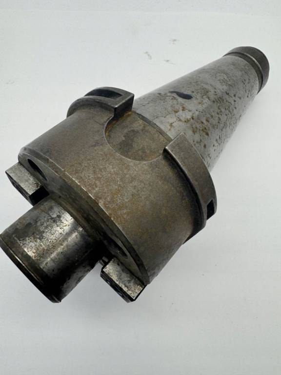 Trzpień frezarski BT 50/40