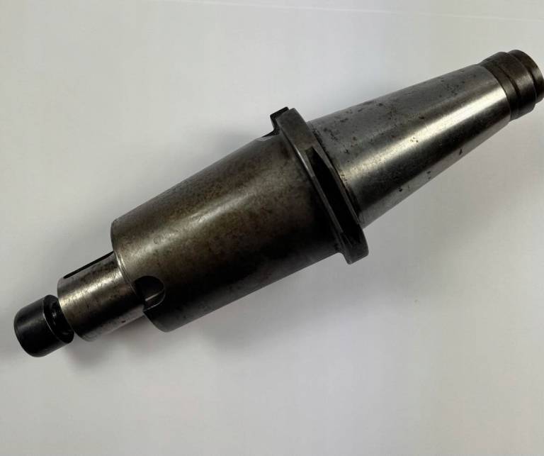 Trzpień frezarski BT 50/40