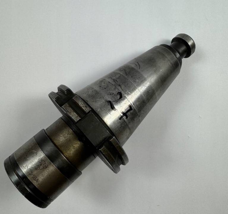 Oprawka BT 50/60 M20–M52 z uchwytem 32600/50A