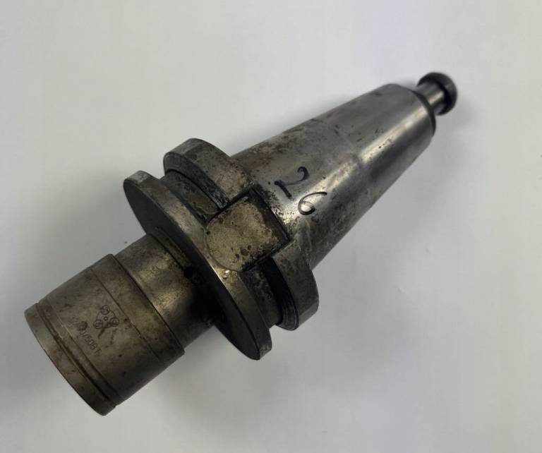 Oprawka BT 50/60 M20–M52 z uchwytem 32600/50BT