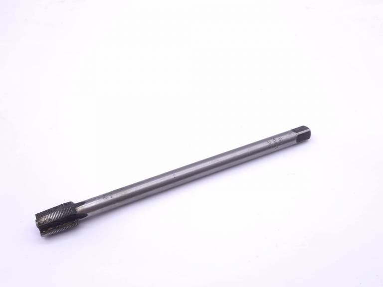 Gwintownik maszynowy M18x1 SW9
