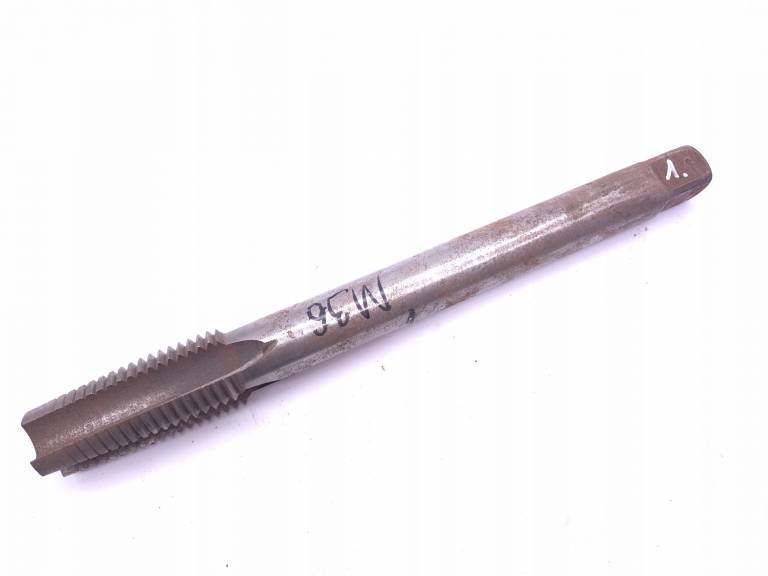 Gwintownik maszynowy M36