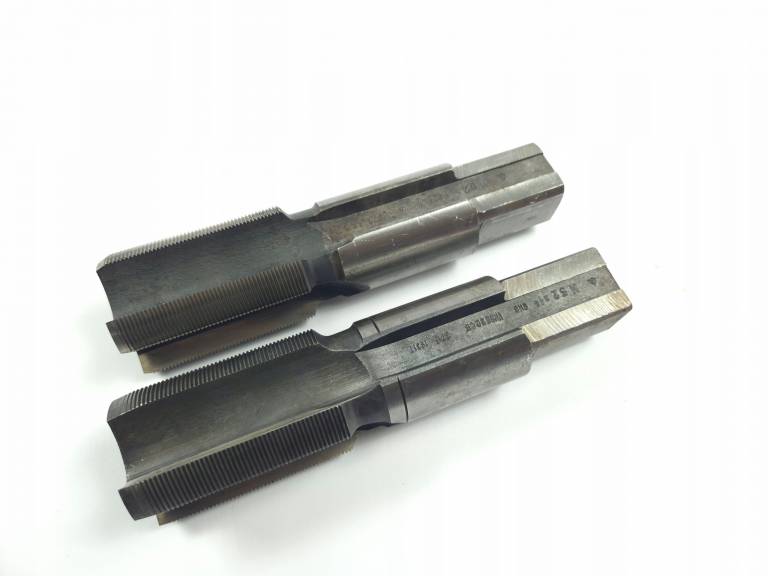 Gwintownik ręczny M52x1,5