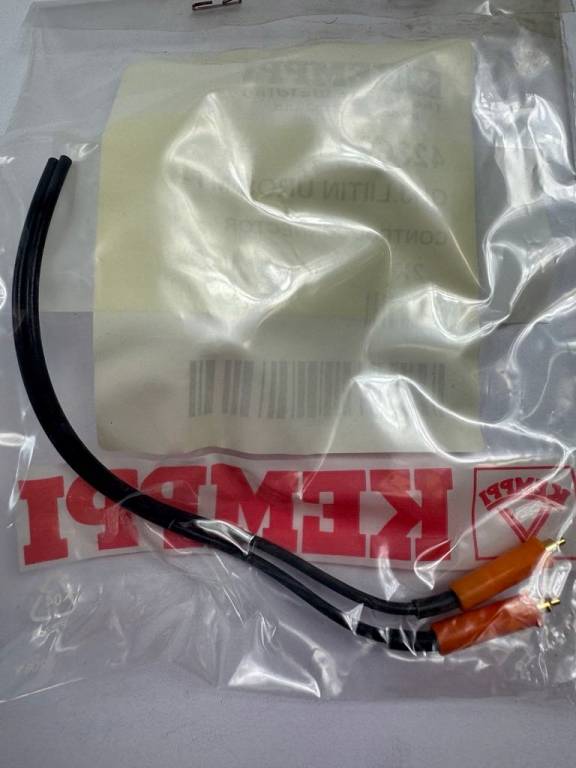 Łączówka Kemppi 4236230 – niezawodny element instalacji spawalniczej