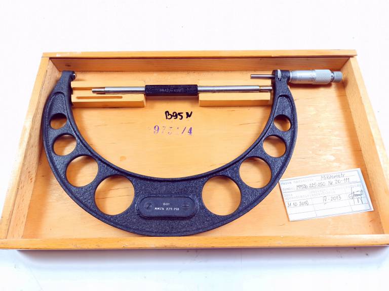 Mikrometr zewnętrzny MMZb 225-250