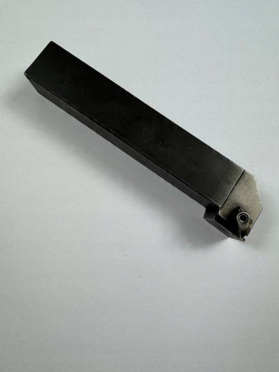 Nóż tokarski GFT325L A12A