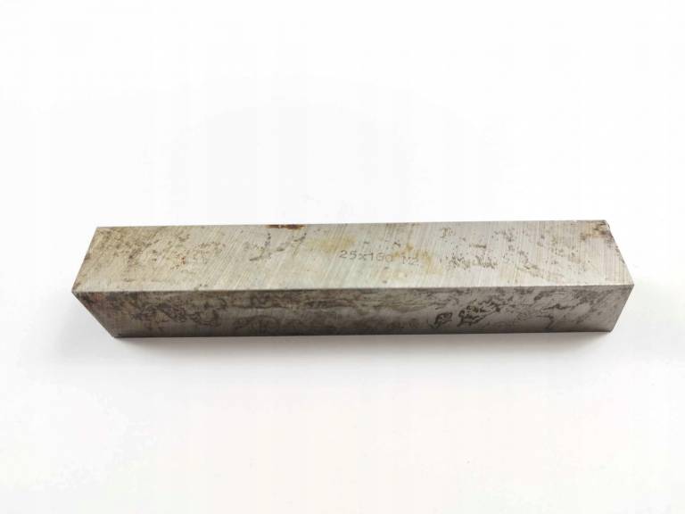 Nóż tokarski, stalka 25x160 M2