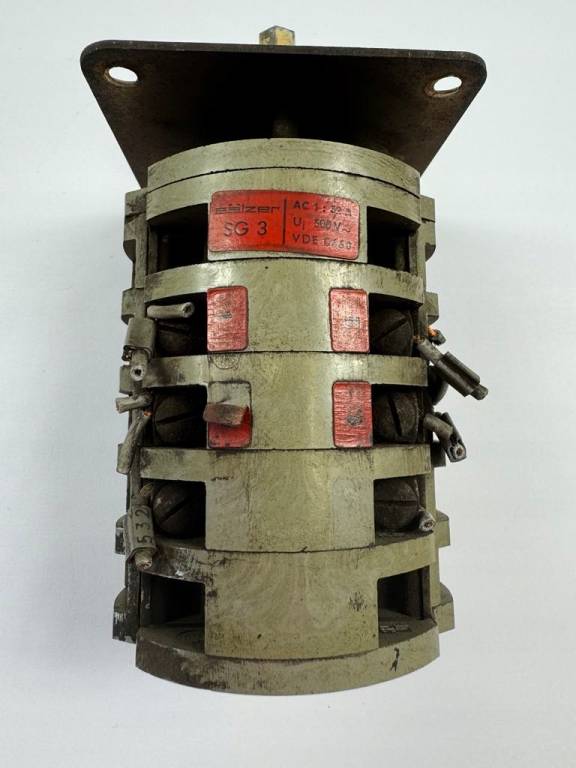 Przełącznik obrotowy Norm 63-3737 SG 3 U 500V 32A