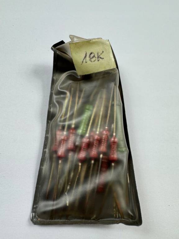 REZYSTOR 18K OHM 0,5V
