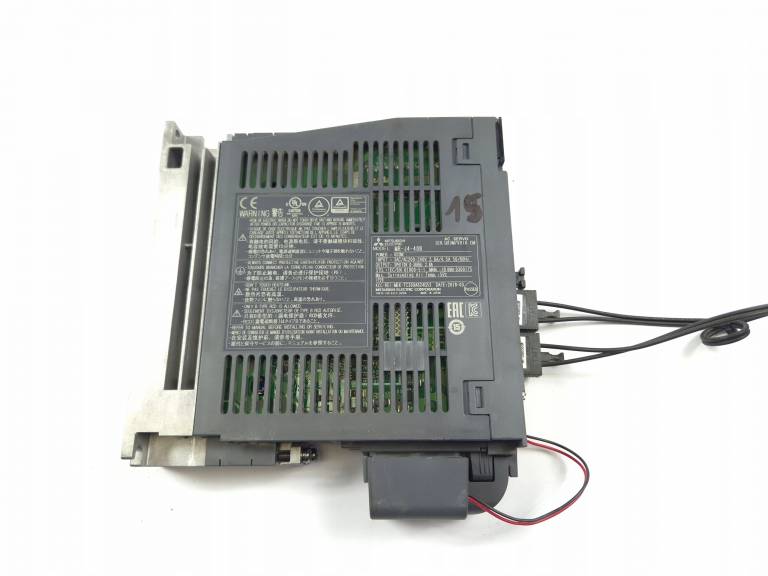 Serwowzmacniacz 400W CNC MR-J4-40B MITSUBISHI