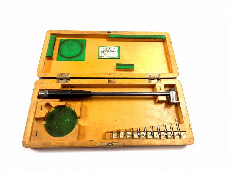 Średnicówka zegarowa 30-50