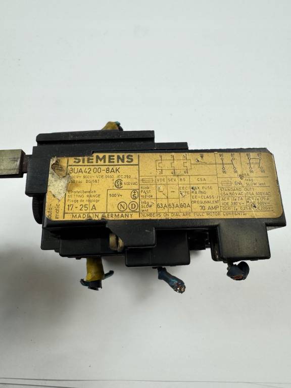 Stycznik Siemens 3UA42 00-8AK