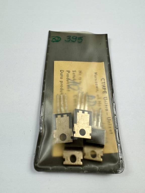 TRANZYSTOR BD 395