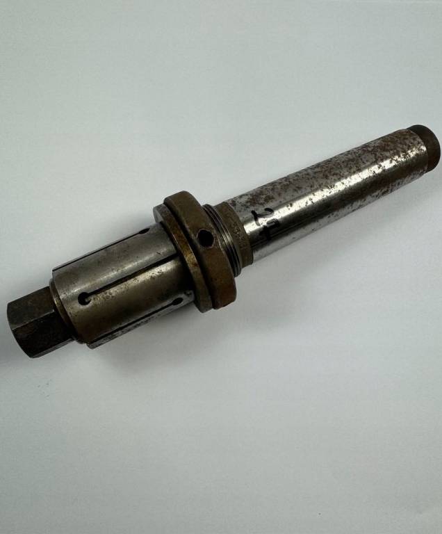 Trzpień tokarski PTTa-33÷38