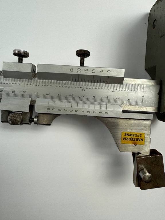 Wysokościomierz stalowy 0–300 mm VIS