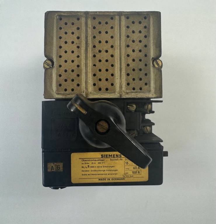 Wyzwalacz nadprądowy Siemens 3VX1 400-2S