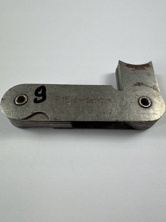 Zestaw promieniomierzy listkowych R15,5–25 mm